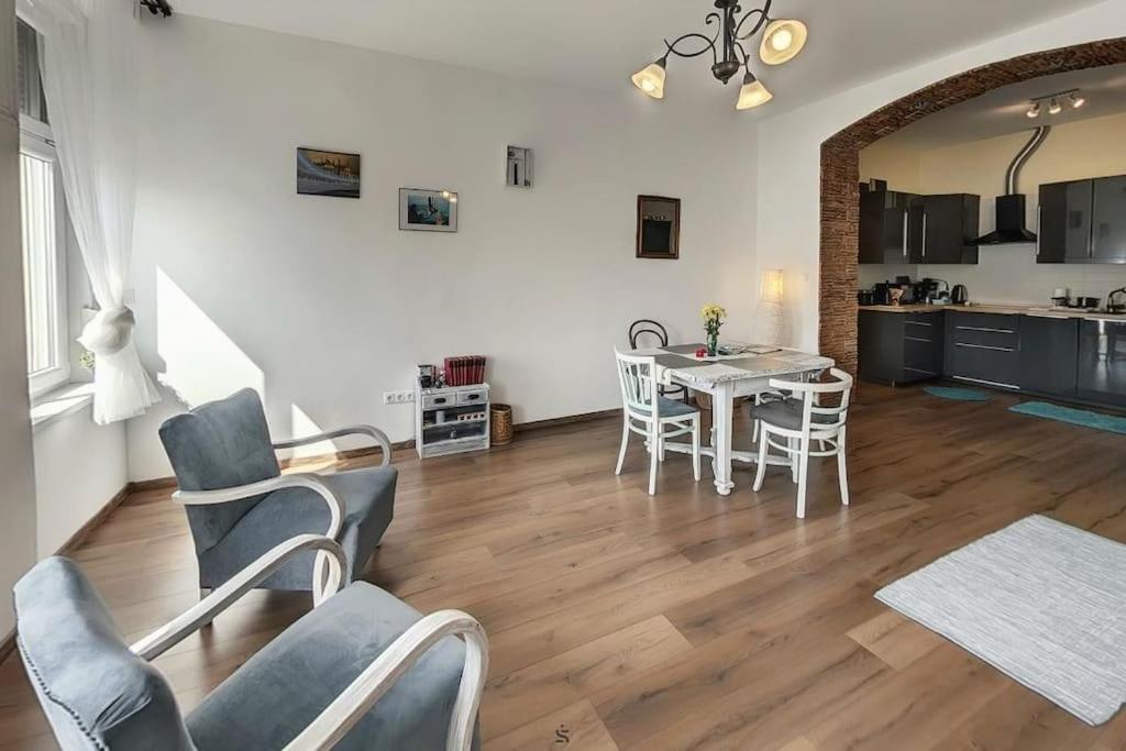 Bright Sunny Apt At Keleti Station,Near Citycenter Budapeszt Zewnętrze zdjęcie